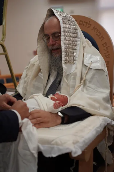 קריאה מהתורה בברית